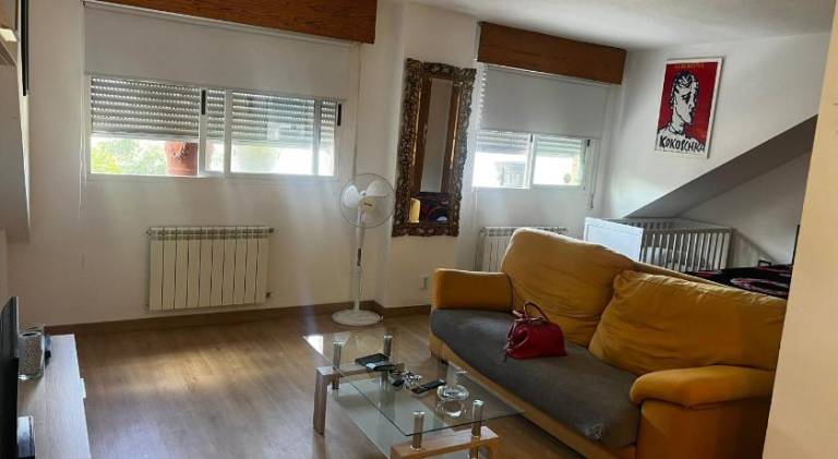 Apartment with pool — photo 2