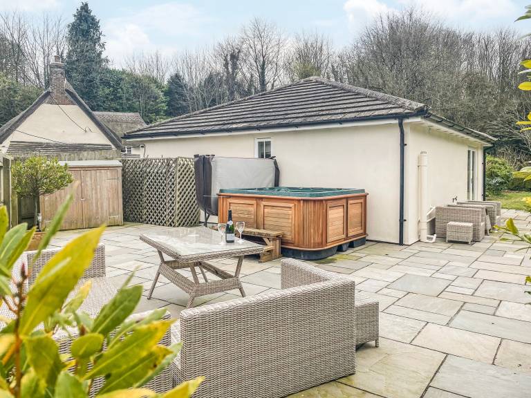 Cottage Cheselbourne