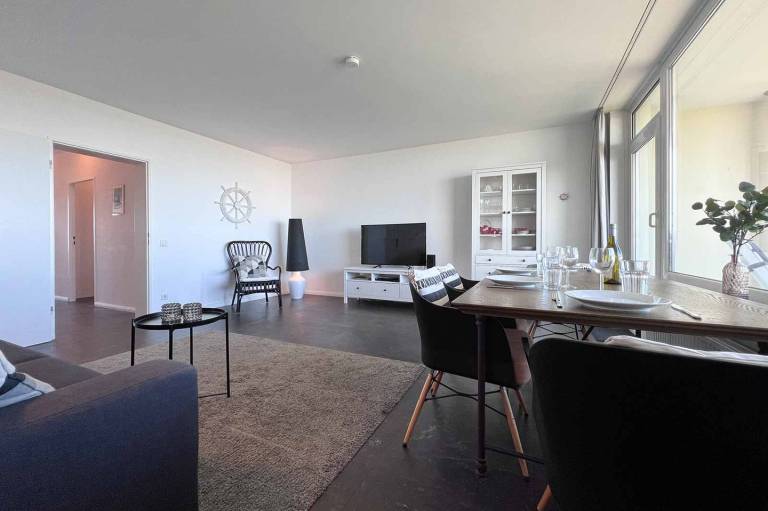 Ferienwohnung 86 mit Panorama-Meerblick im Strandhochhaus Döse — photo 3