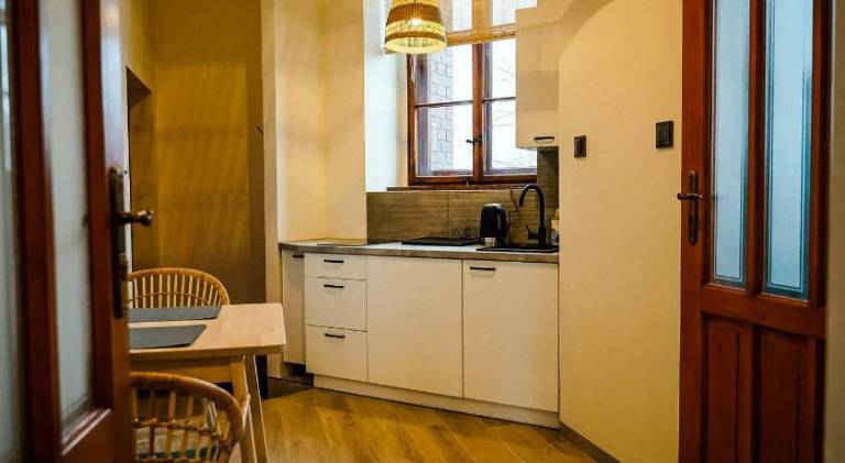 Serviced apartment with yard | Good for workation | Pet-friendly — photo 4