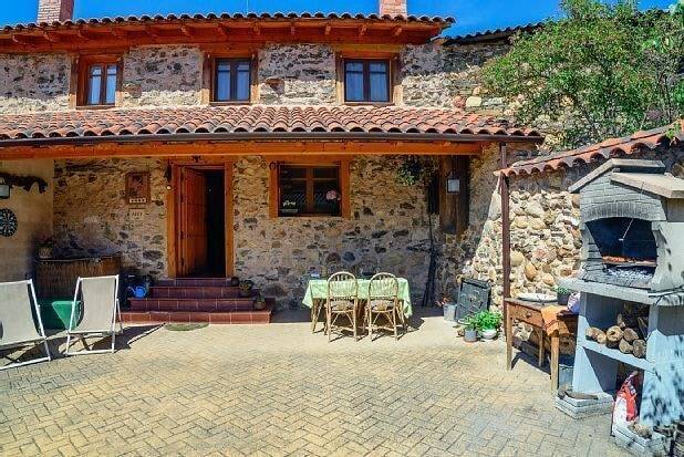 Casa rural Benllera