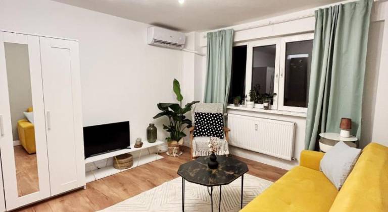 Lola’s apartament close to city center in Bucharest
