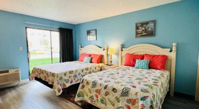 Vacation home with pool in Myrtle Beach, SC