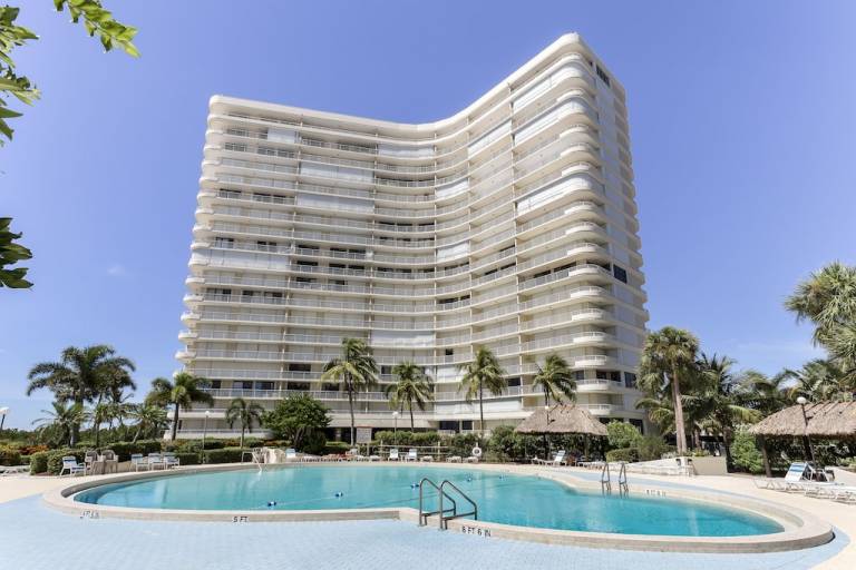 Condo  Marco Island