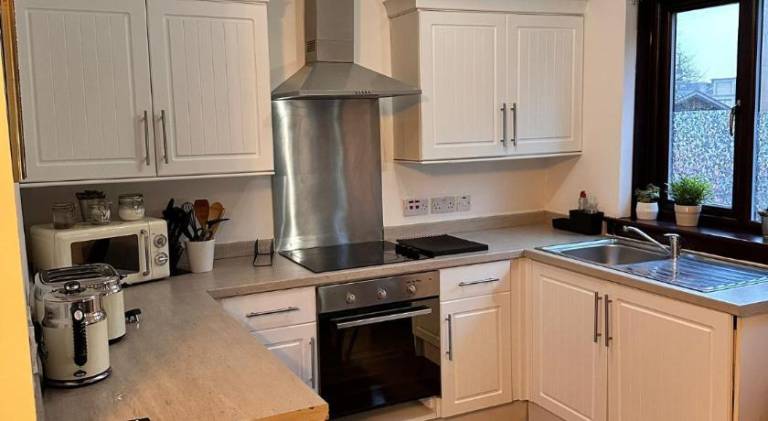Charming rental apartment | Close to Glasgow Cathedral | Dogs allowed — photo 4