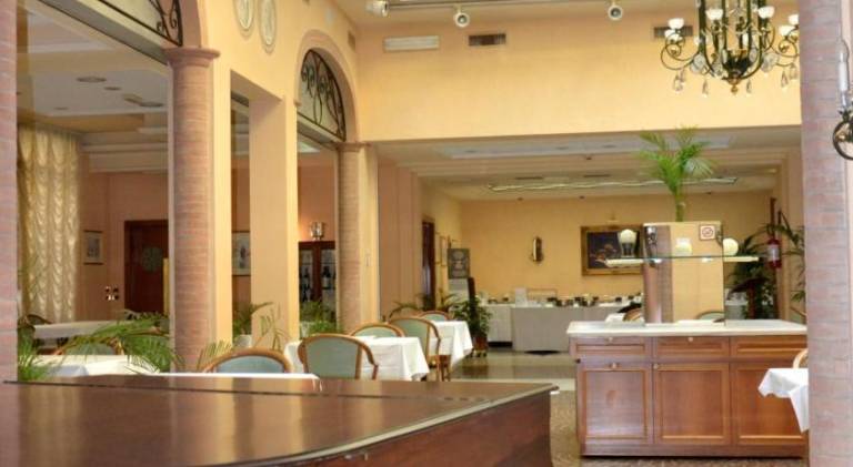 Phi Hotel Dei Medaglioni — photo 4