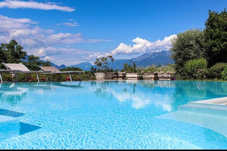 Ferienwohnung mit Hund in Solarolo für max. 6 Personen Ferienwohnung mit Hund in Solarolo für max. 6 Personen