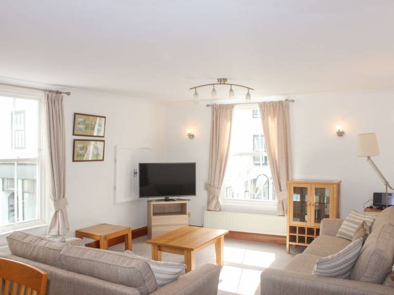 Cottage with 3 rooms for 6 persons — photo 4