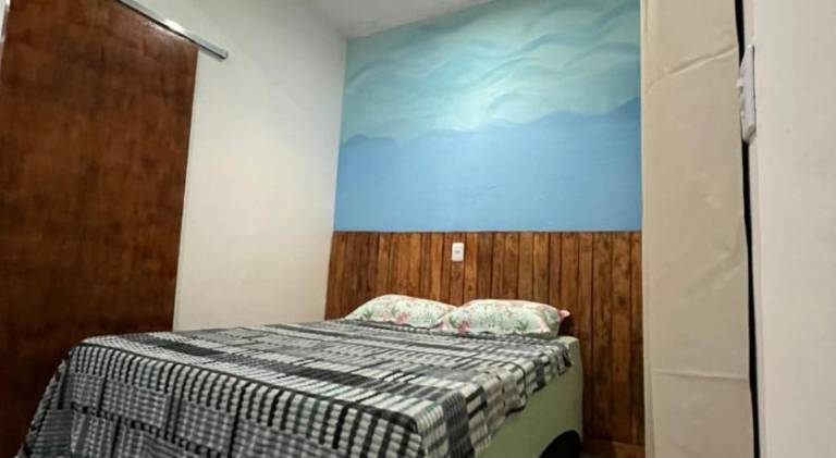 Holiday apartment with yard in Araruama