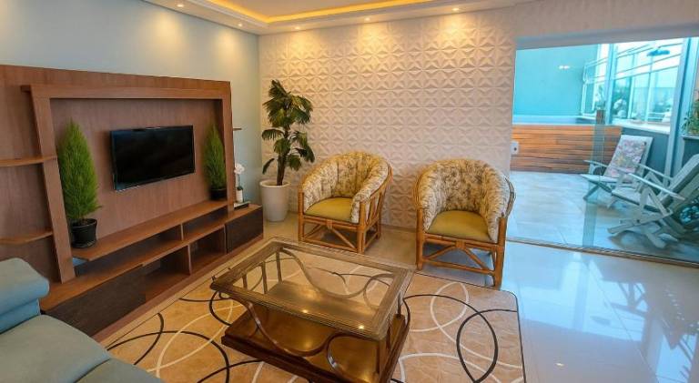 Holiday apartment with pool in Guarujá