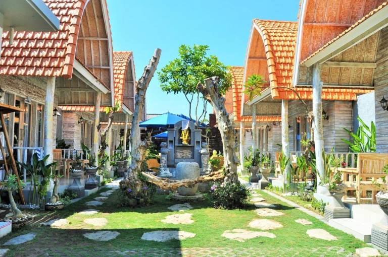 Family-friendly bungalow with garden, pool & terrace | Suitable for remote work | Pets are welcome — photo 3