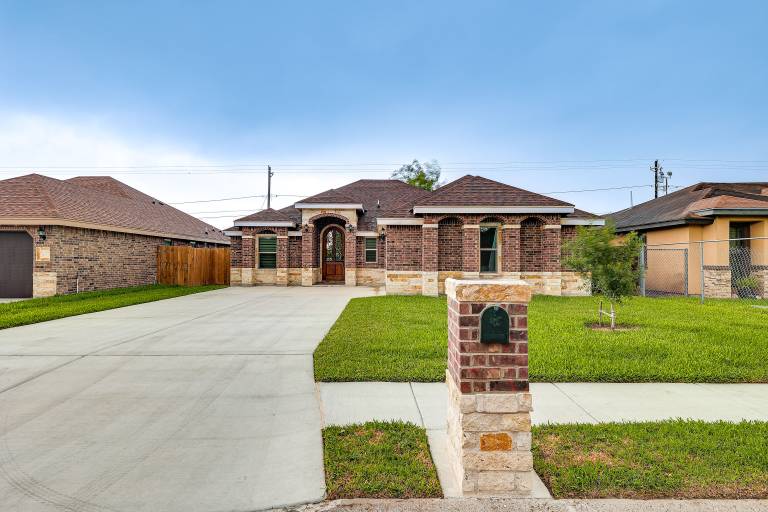 Weslaco Home w/ Fenced Yard: 2 Mi to Downtown — photo 3