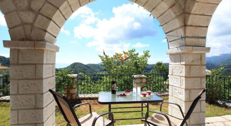 Villa with garden, patio & BBQ — photo 3