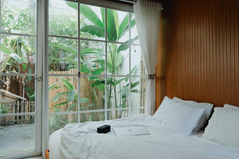 Bungalow with yard | Perfect for remote work — photo 2