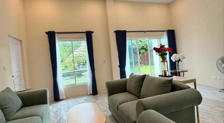 Villa with patio, jacuzzi & yard | Water view | Suitable for remote work — photo 2