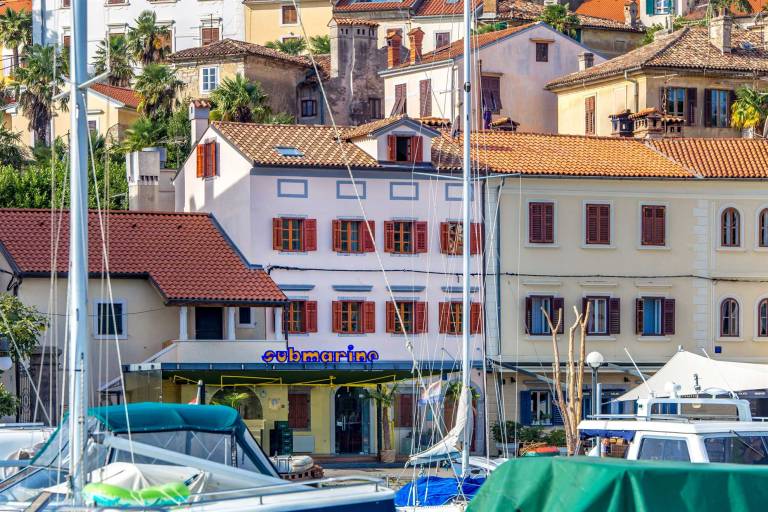  in Opatija, Volosko für max. 9 Personen