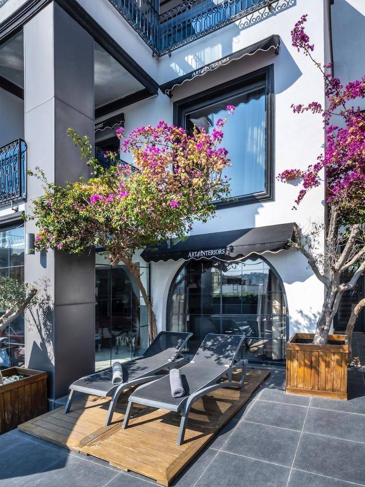 Art & Interiors in Bodrum