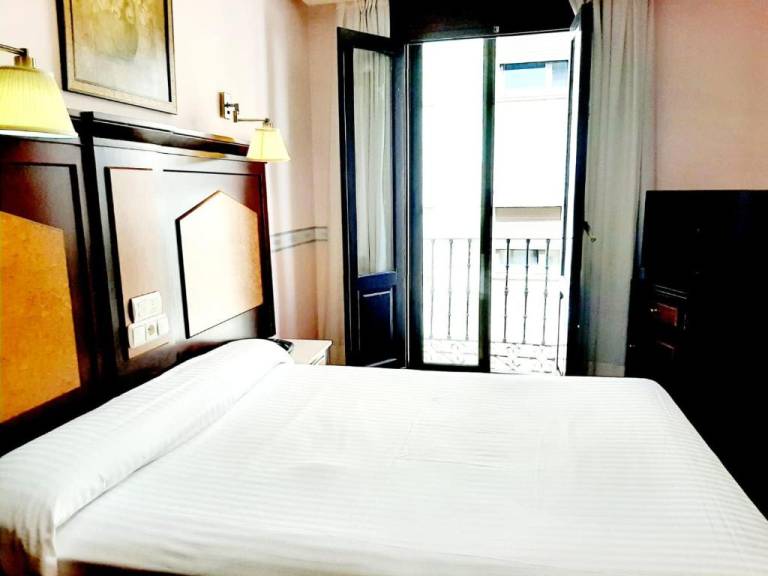 Hosteria Sara by Gaiarooms in Salamanca