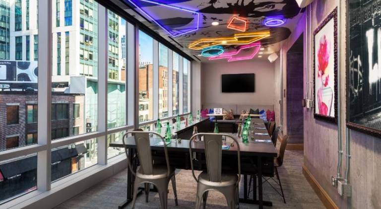 Moxy Boston Downtown — photo 4