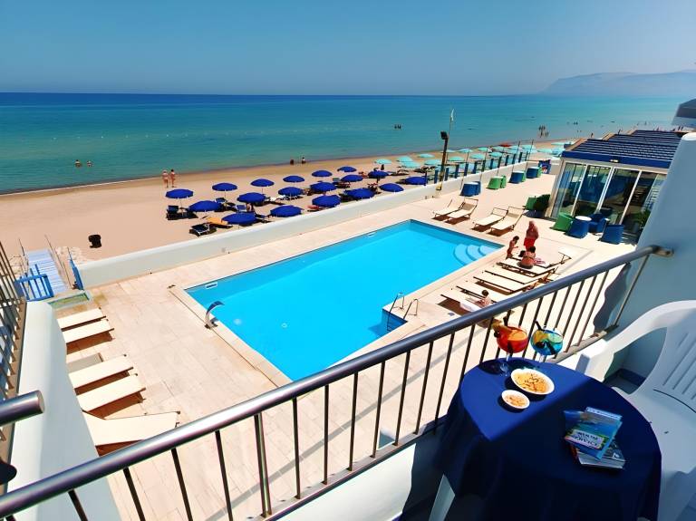 Hotel La Battigia in Alcamo