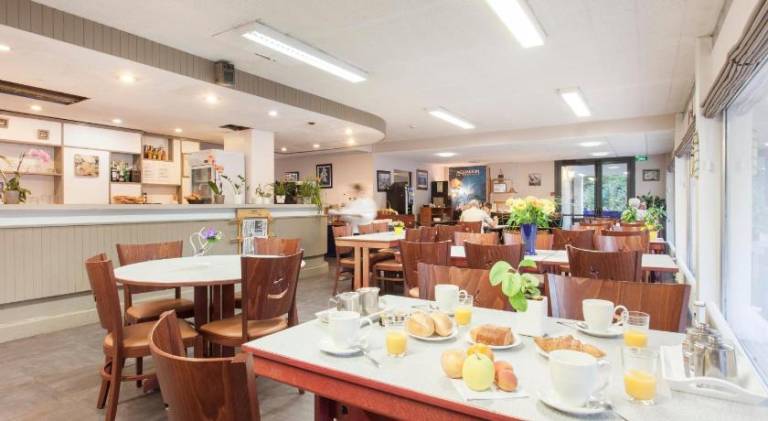 Hotel Les Gens de Mer La Rochelle — photo 3