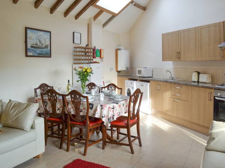 Child-friendly wonderful cottage with barbeque & yard | Beach nearby | Pets allowed — photo 3