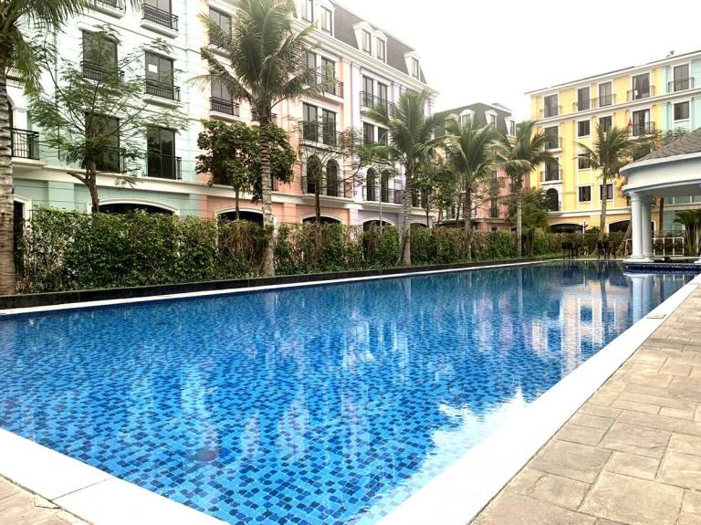 Charming villa with garden, jacuzzi & pool | Water view | Perfect for remote work | Pets are welcome — photo 3