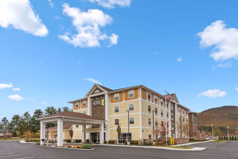 Home2 Suites by Hilton North Conway — photo 3