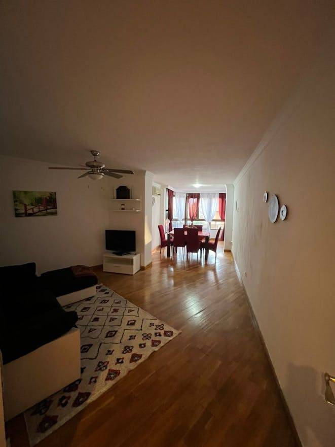 110 M² Apartamento ∙ 3 Habitaciones ∙ 6 Huéspedes - Alicante