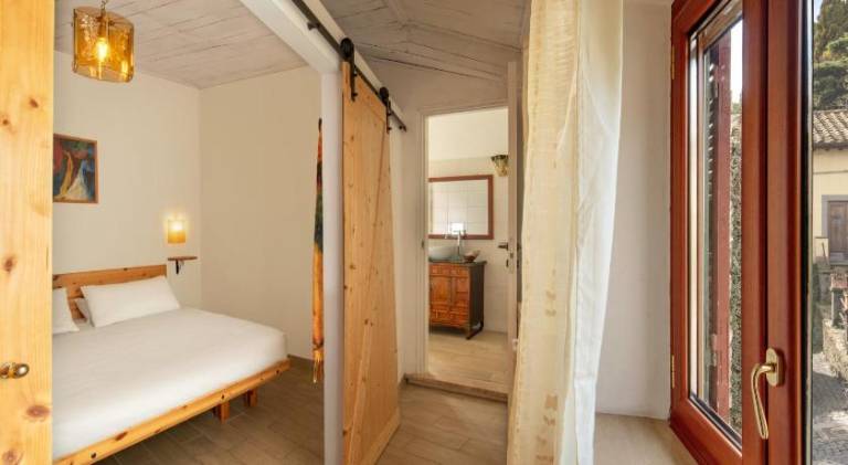 Rental apartment with 2 rooms for 4 persons — photo 2