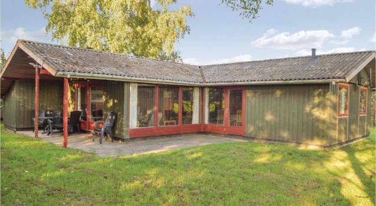 House with 3 rooms for 6 persons in Odder