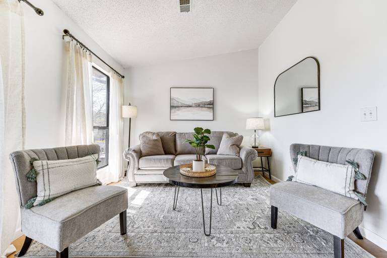 5 Mi to Strip! Pointe Royale Condo w/ Indoor Pool — photo 4
