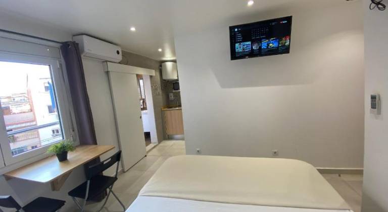 Apartment for 2 persons in Cornella de Llobregat