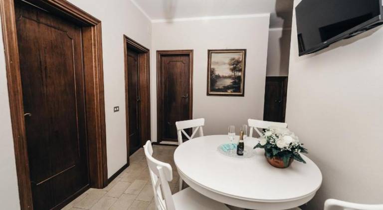 Rental apartment | Next to Lucca Cathedral — photo 3