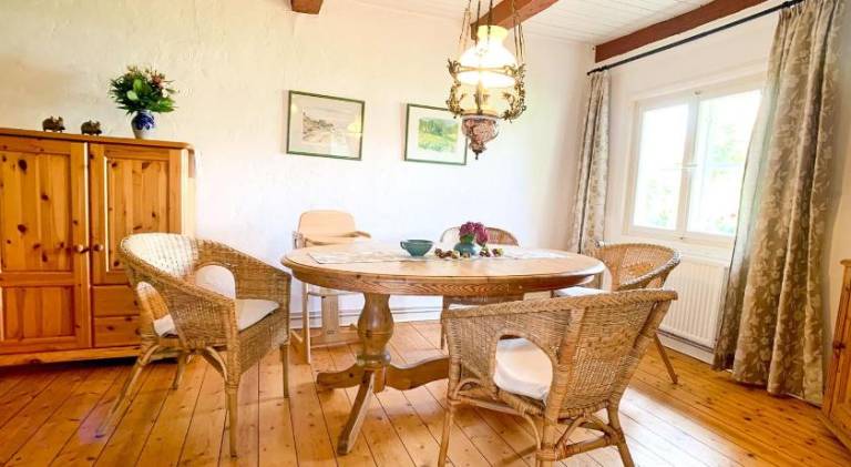 Apartment with 3 rooms for 5 persons — photo 3