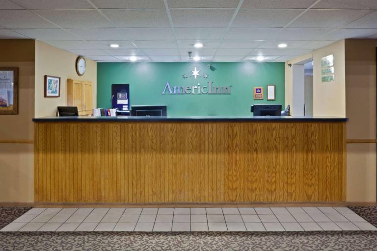 AmericInn by Wyndham Mitchell — photo 5