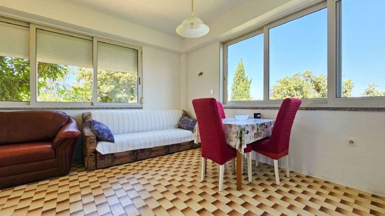Affordable, dog-friendly apartment just 100 meters from the beach — photo 4