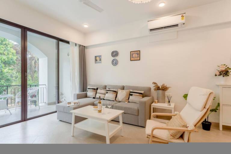 Sol Banyan Grande 205
