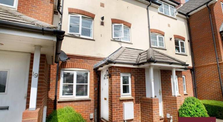 Wonderful apartment | Pets allowed in Wokingham