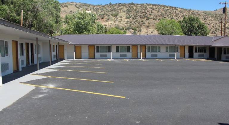 Oregon Trail Inn and Suites — photo 5