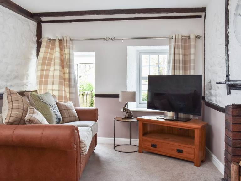 Family-oriented wonderful cottage with garden | Pets allowed — photo 2