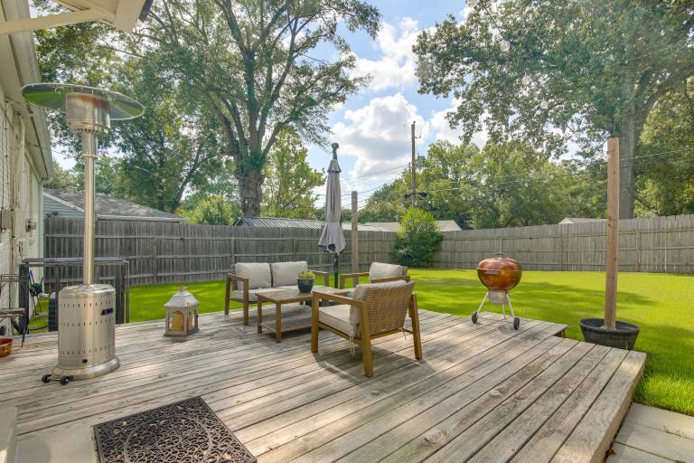 Updated Suburban Retreat 8 Mi to Dtwn Memphis
