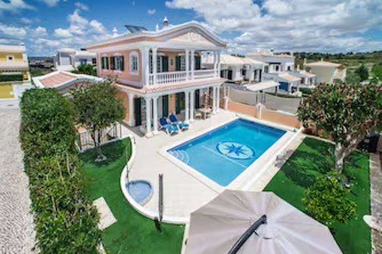 Villa Lagos