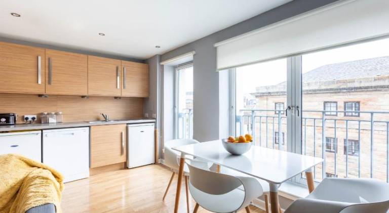 Rental apartment | Next to Glasgow Cathedral — photo 4