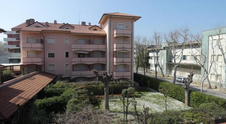 Holiday apartment with 3 rooms for 6 persons — photo 4