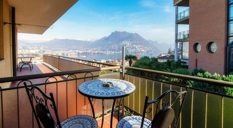 Holiday apartment with 1 room for 3 persons in Paradiso