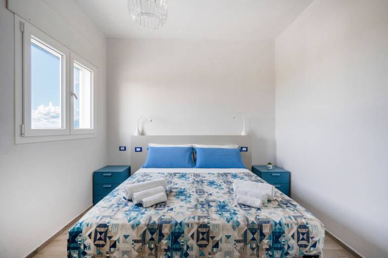 Holiday Apartment "Gufo Di Mare - Celeste" with Sea View, Private Terrace — photo 3