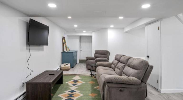 Vacation home | Suitable for remote work | Pets allowed — photo 5