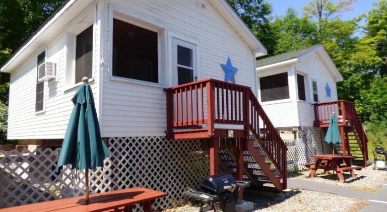 Weirs Beach Motel & Cottages — photo 5