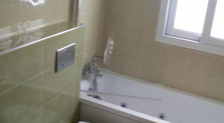 Rental apartment with hot tub — photo 5